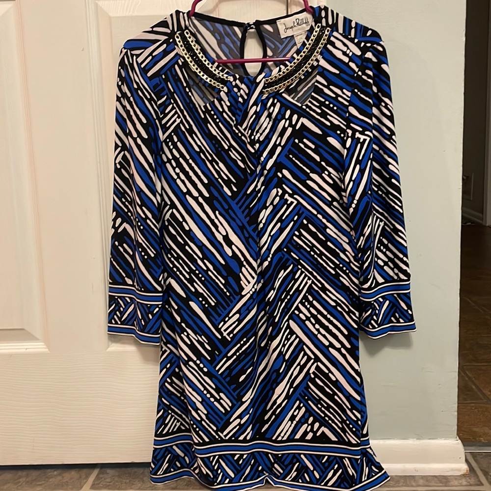 Joseph Ribkoff keyhole dress